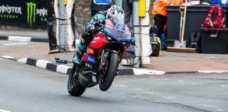 Michael Dunlop (6) won TT Supersport race 1. Photo by Barry Clay.