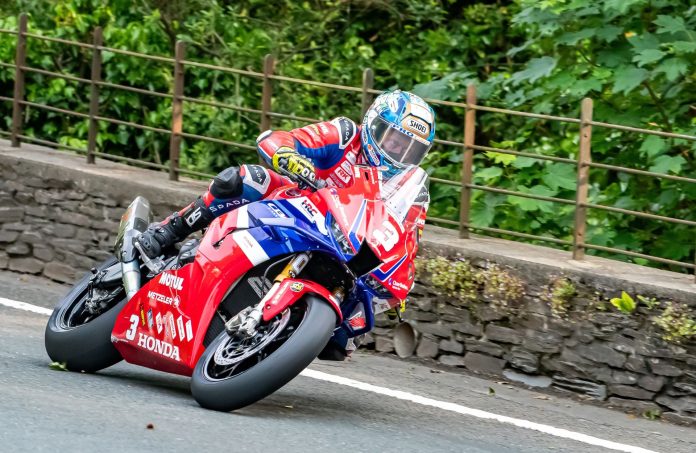 Dean Harrison (3) won TT Superstorck race 1. Photo Barry Clay.