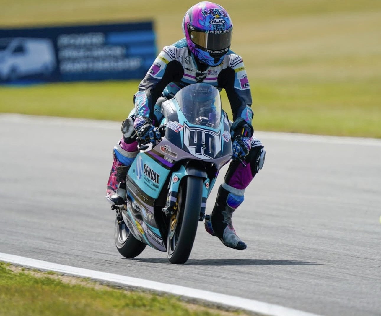 Julian Correa racing in British Talent Cup. Photo by Camipix Photography.