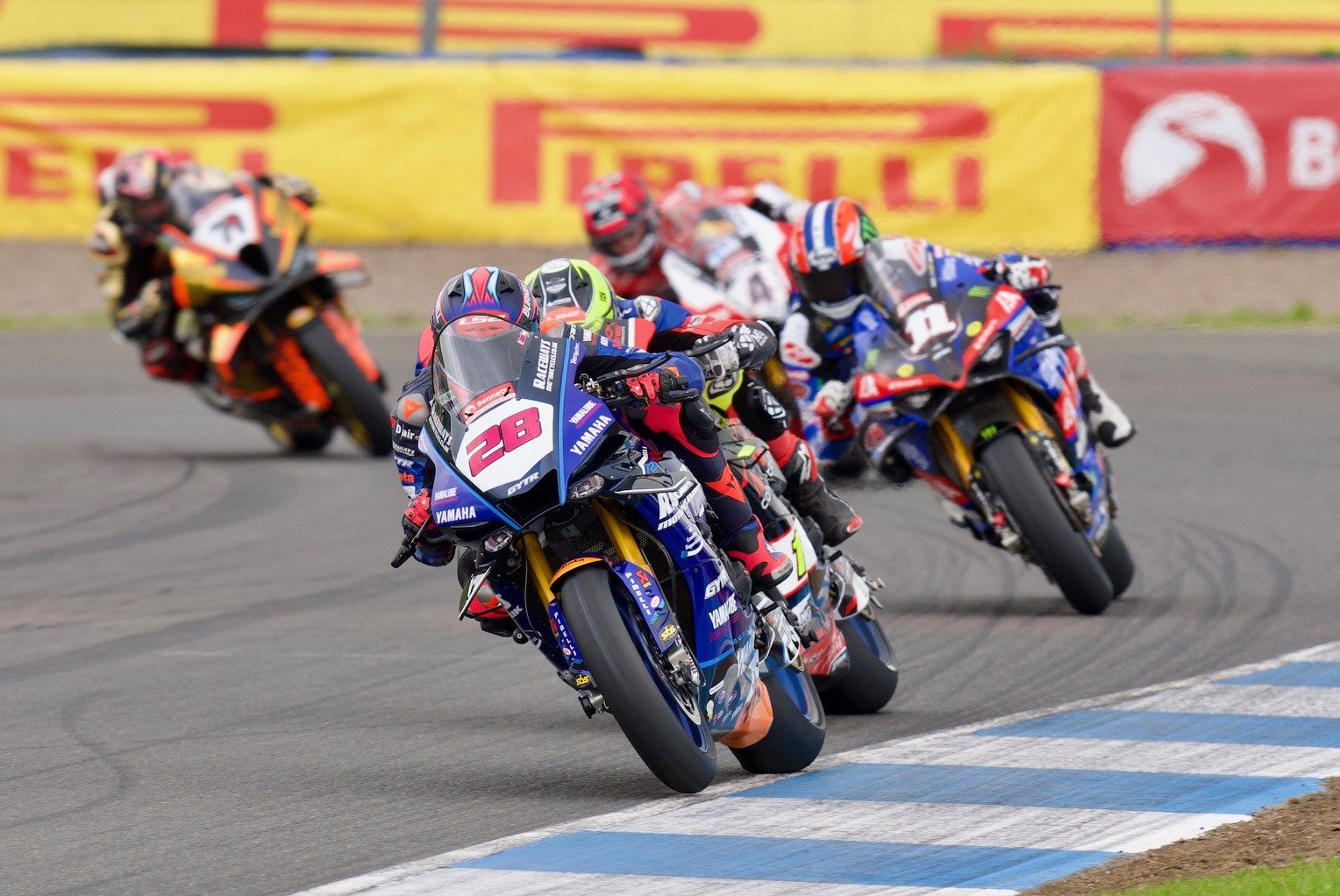 Bradley Ray (28) leading the group during race 1 at Knockhill.