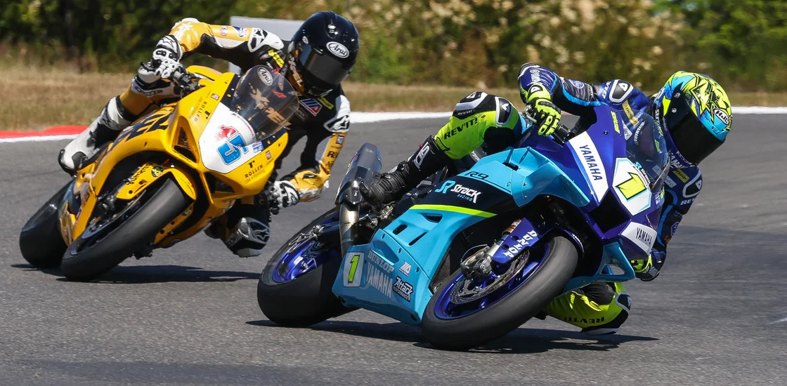Mathew Scholtz (1) and PJ Jacobsen (15) are just three points apart in the battle for the 2025 MotoAmerica Motovation Supersport Championshp as the series heads to VIRginia International Raceway, August 1-3. Photo by Brian J. Nelson