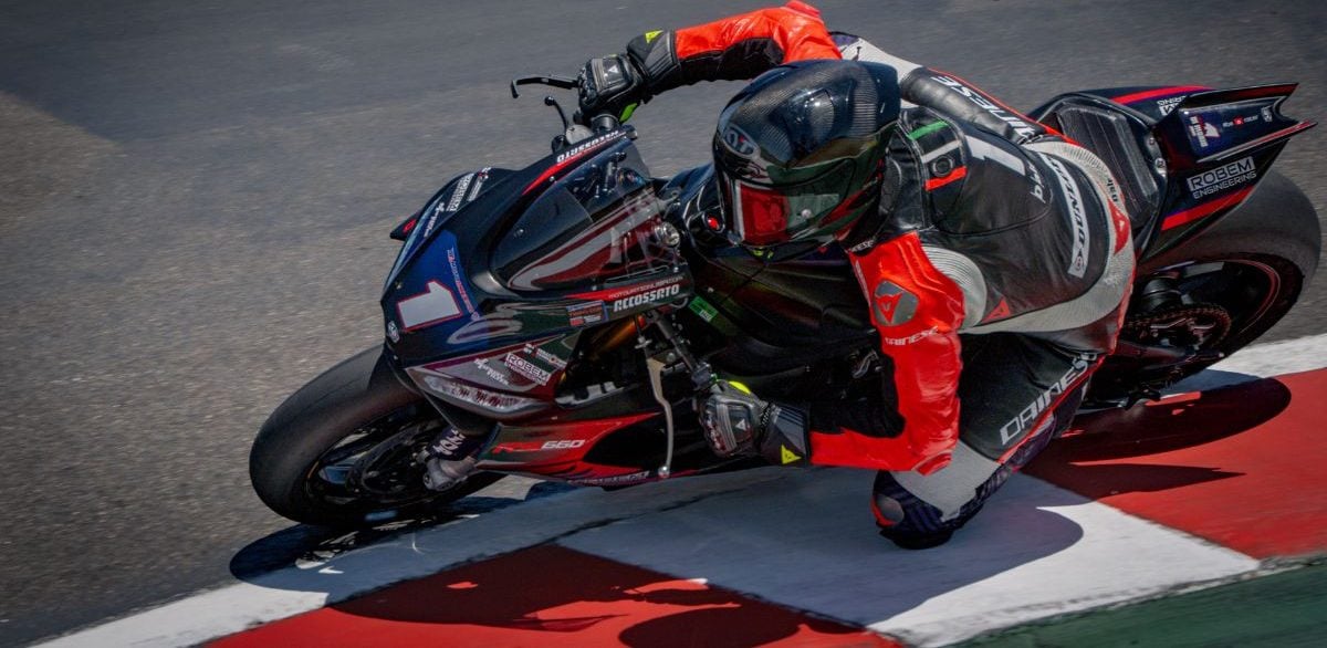 Robem Engineering rider Alessandro Di Mario (1). Photo by Sara Chappell Photos.