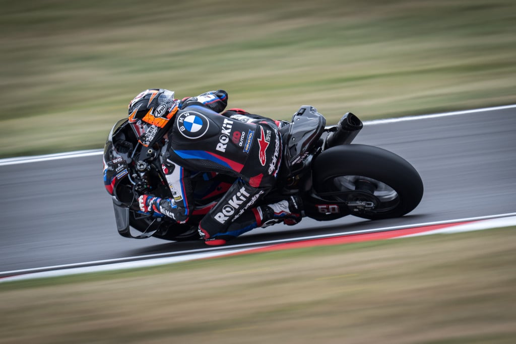 Dutchman van der Mark in recent World Superbike action at Donington Park. Photo courtesy EWC.