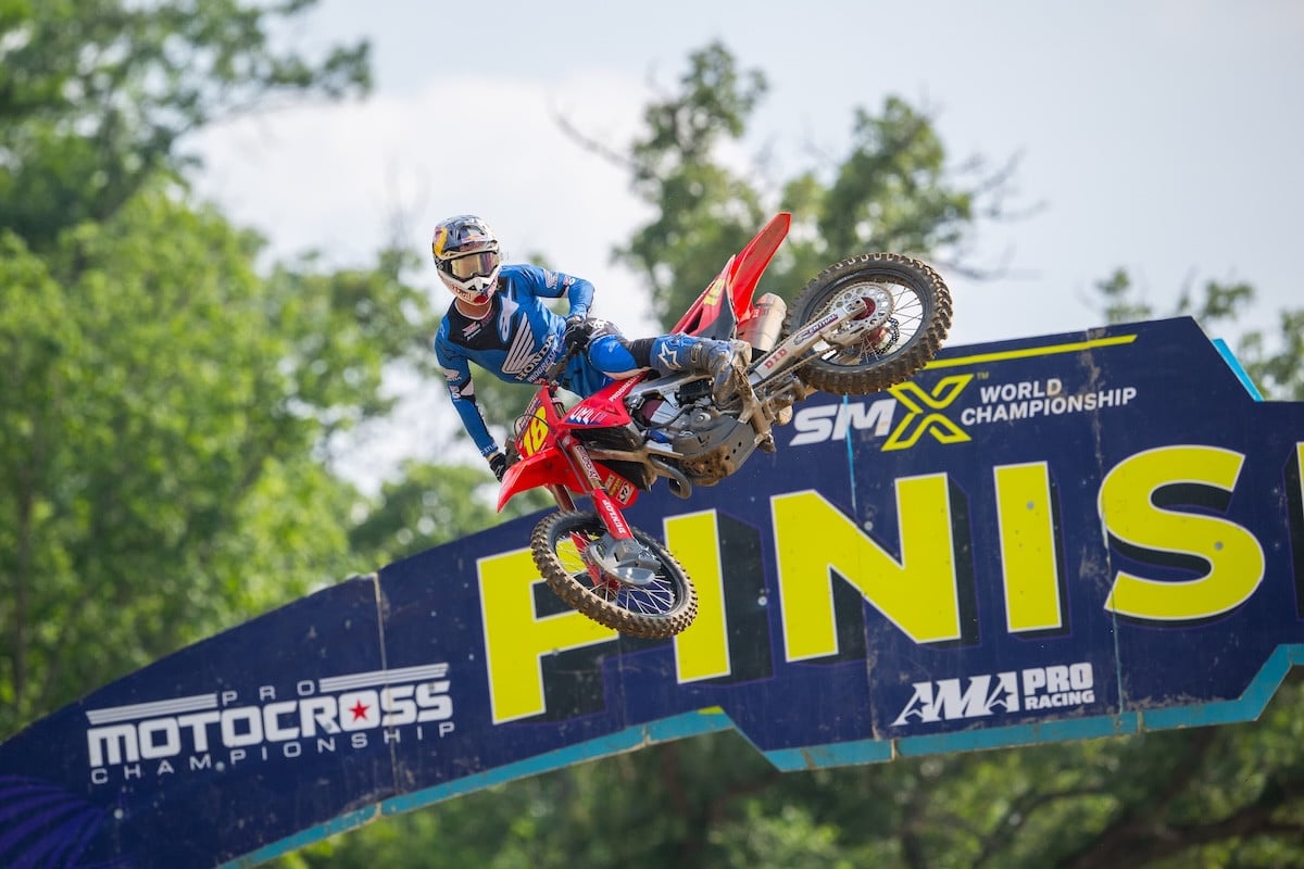 Jett Lawrence needed a tiebreaker to edge out his older brother and secure a seventh straight premier class victory. Photo Credit: MX Sports Pro Racing, Inc.