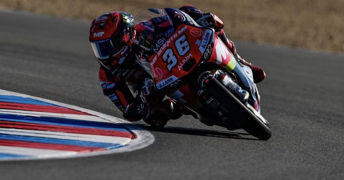 Angel Piqueras (36) during the last round in Czech Republic. Photo courtesy MT Helmet Team.