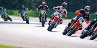 Motard class with: John Snead (9A), Glen Johnson (833), Tom Teterycz (308), Steve Karoutzos (85K), Sam York (66Y), Anthony Shidla (172), Todd Pugh (531). Photo By Craig Chawla.