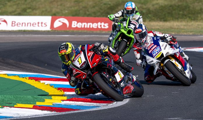 Kyle Ryde (1), Danny Kent (52) and Max Cook (30) battling during Race 1 at Thruxton. Photo courtesy BSB.
