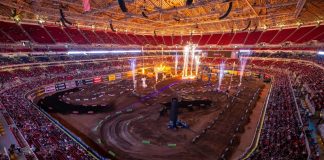 The Dome at America’s Center delivered excitement, drama and close finishes at Playoff 2 of the SMX World Championship. The two-moto postseason race structure kept the St. Louis race fans on their feet. Photo courtesy SMX.