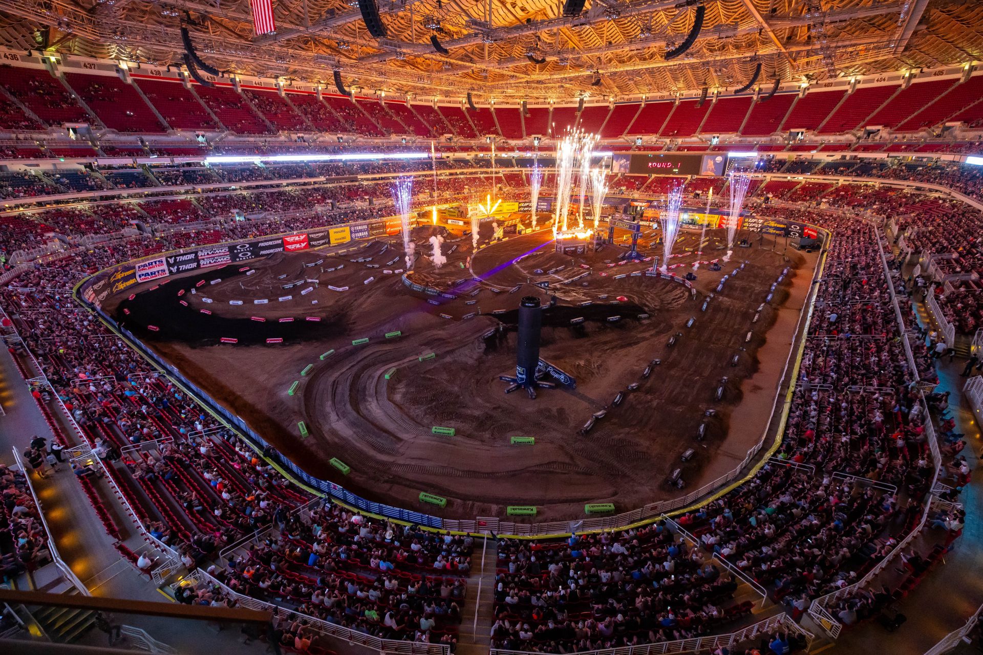 The Dome at America’s Center delivered excitement, drama and close finishes at Playoff 2 of the SMX World Championship. The two-moto postseason race structure kept the St. Louis race fans on their feet. Photo courtesy SMX.