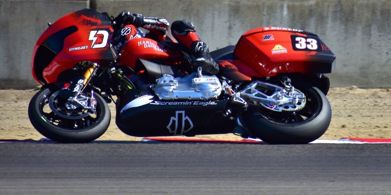 MotoAmerica: Wyman Leads Bagger Practice At COTA