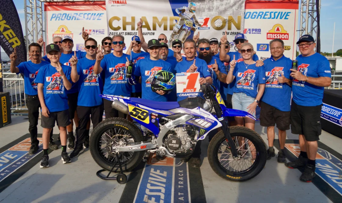 Tom Drane and Estenson Racing Team celebrating 2025 Singles Champion Title. Photo courtesy Yamaha Motor Corporation