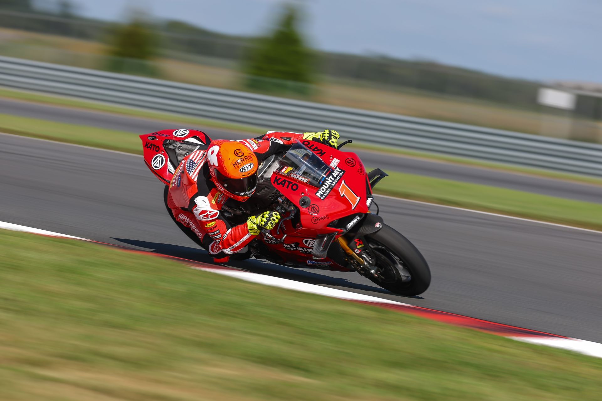 Josh Herrin (1) at NJMP. Photo courtesy Warhorse HSBK.