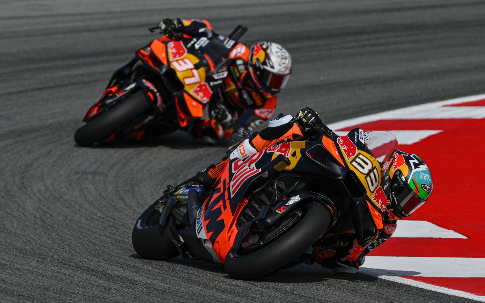 Brad Binder (33) and Pedro Acosta (37) during the practice session at Montmelo. Photo courtesy Dorna.