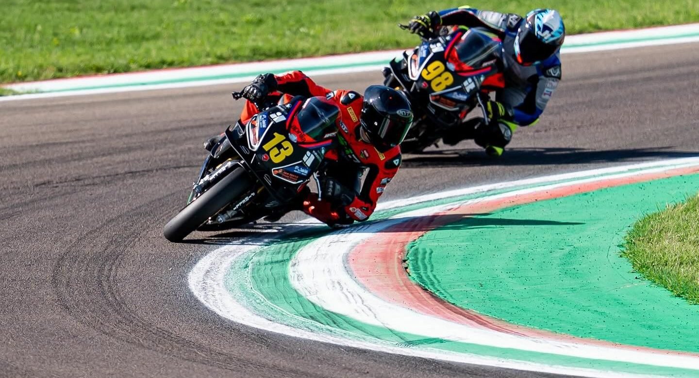Jayden Fernandez (13) leading Thomas Benetti (98) in Trofeo Aprilia RS660 Race 2 at Imola. Photo courtesy Fernandez Racing.