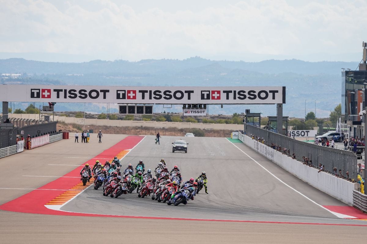 WorldSSP race start at Aragon. Photo courtesy Dorna.