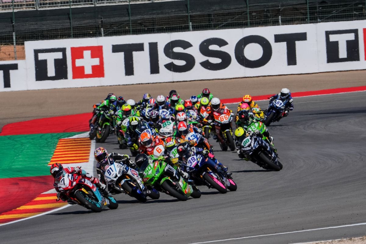 WorldSSP300 race start at Aragon. Photo courtesy Dorna.