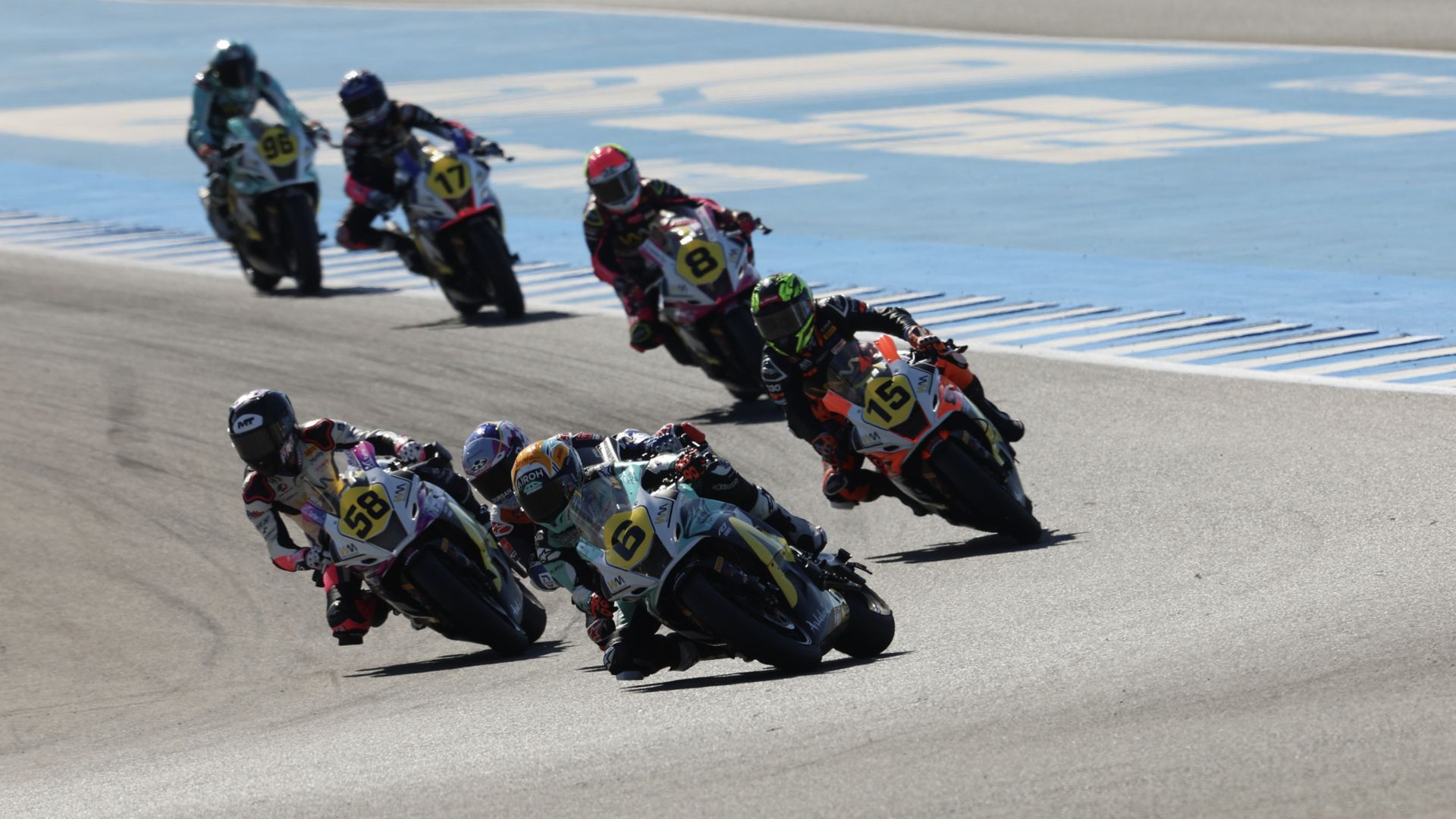 WWCR Race 1 at Jerez. Photo courtesy Dorna.