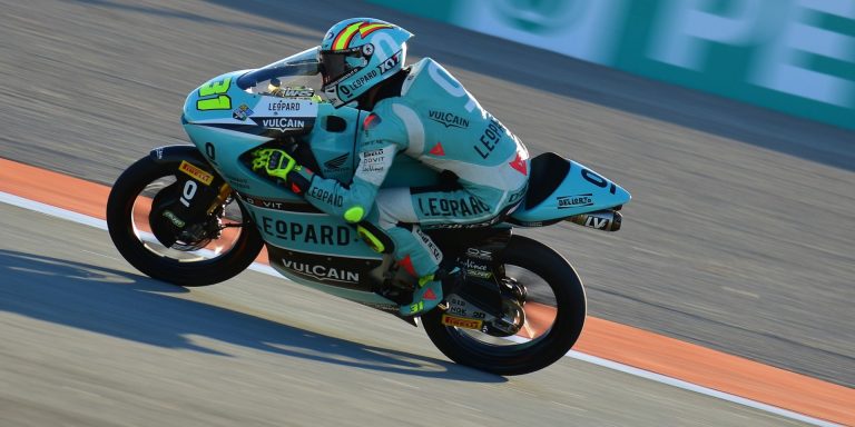 Moto3: Fernandez Takes Moto3 Pole At Valencia