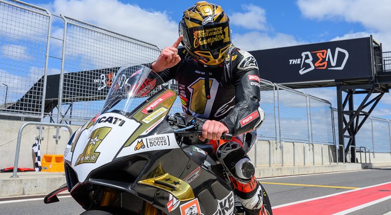 ASBK: Waters Secures Fifth Australian Superbike Title at The Bend
