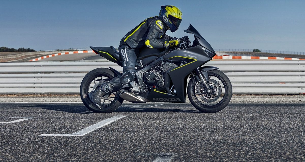 Honda Expands E-Clutch Lineup With New CB750 Hornet