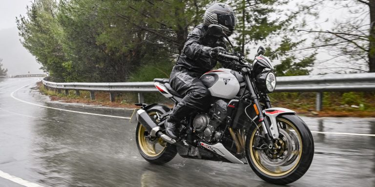 World Intro: Triumph’s 2026 Trident 800