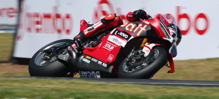 WorldSBK : Bulega Heads Friday Practice At Phillip Island