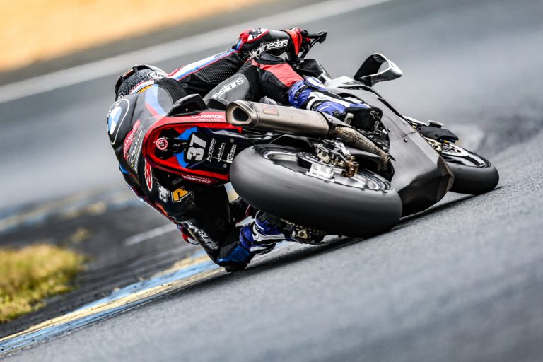 24H Motos: BMW Motorrad Team Quickest at Le Mans Pre-Test