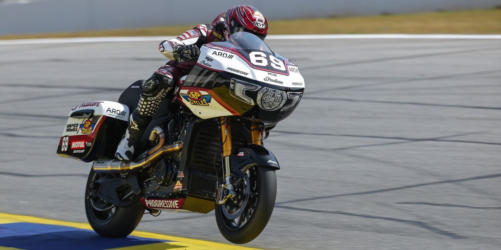 MotoAmerica: Gillim Tops Bagger Practice At Road America Gillim KTB P1 BJNB2350 P