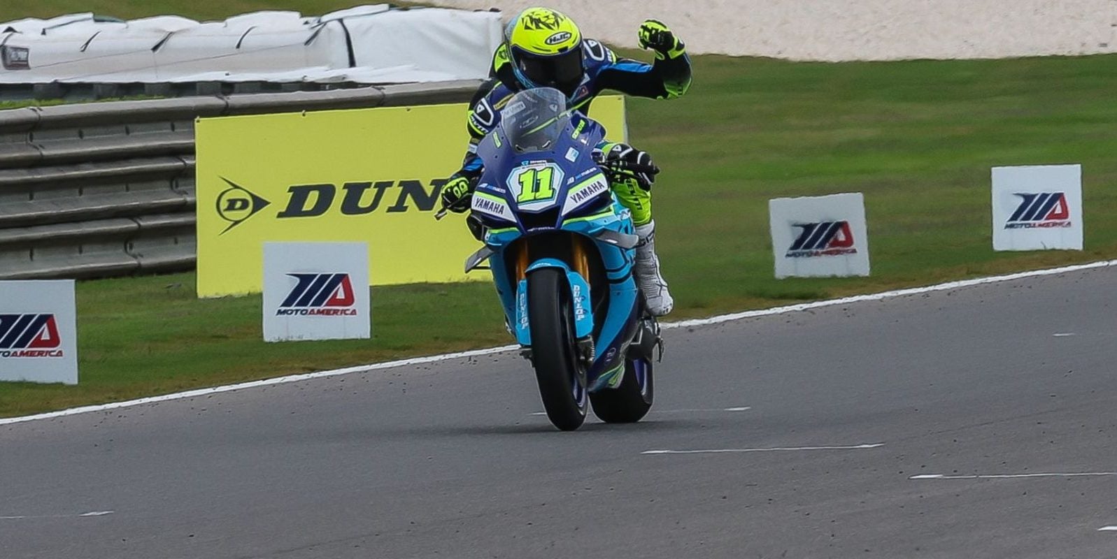 MotoAmerica: Scholtz Leads Superbikes Into Road America Superbike pre