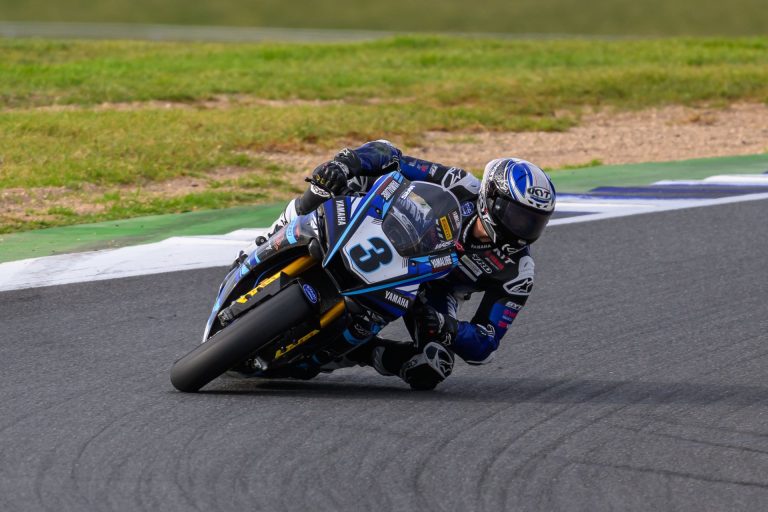 ASBK: Dunker & Waters Share Wins at The Bend
