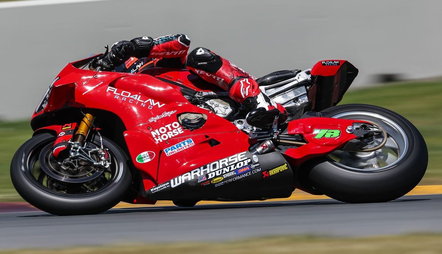MotoAmerica Superbike: Benjamin Smith Is Lucky To Be Alive BJNB2793 P
