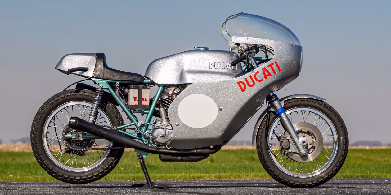 Ducati 1 564905