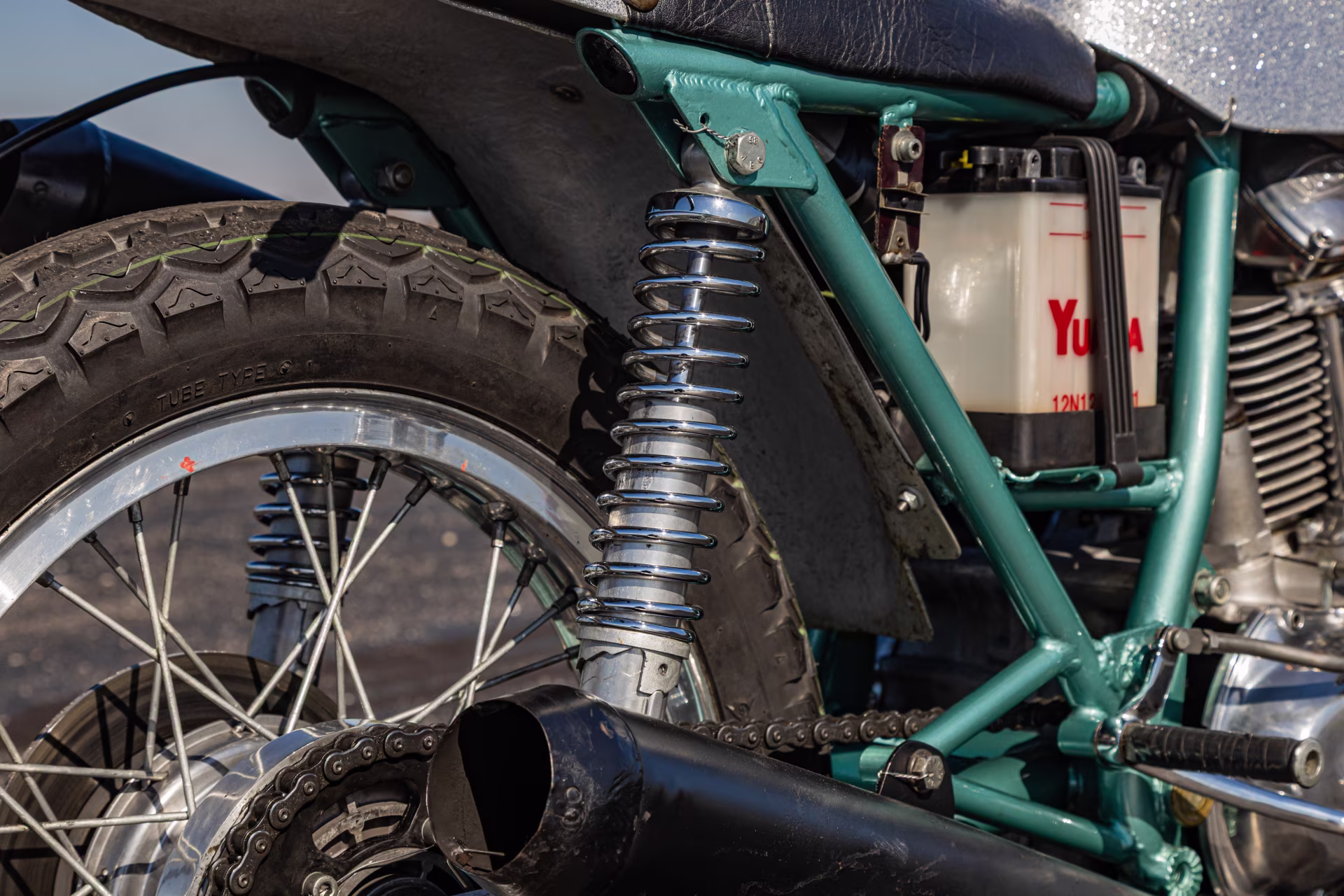 Ducati 2 374464