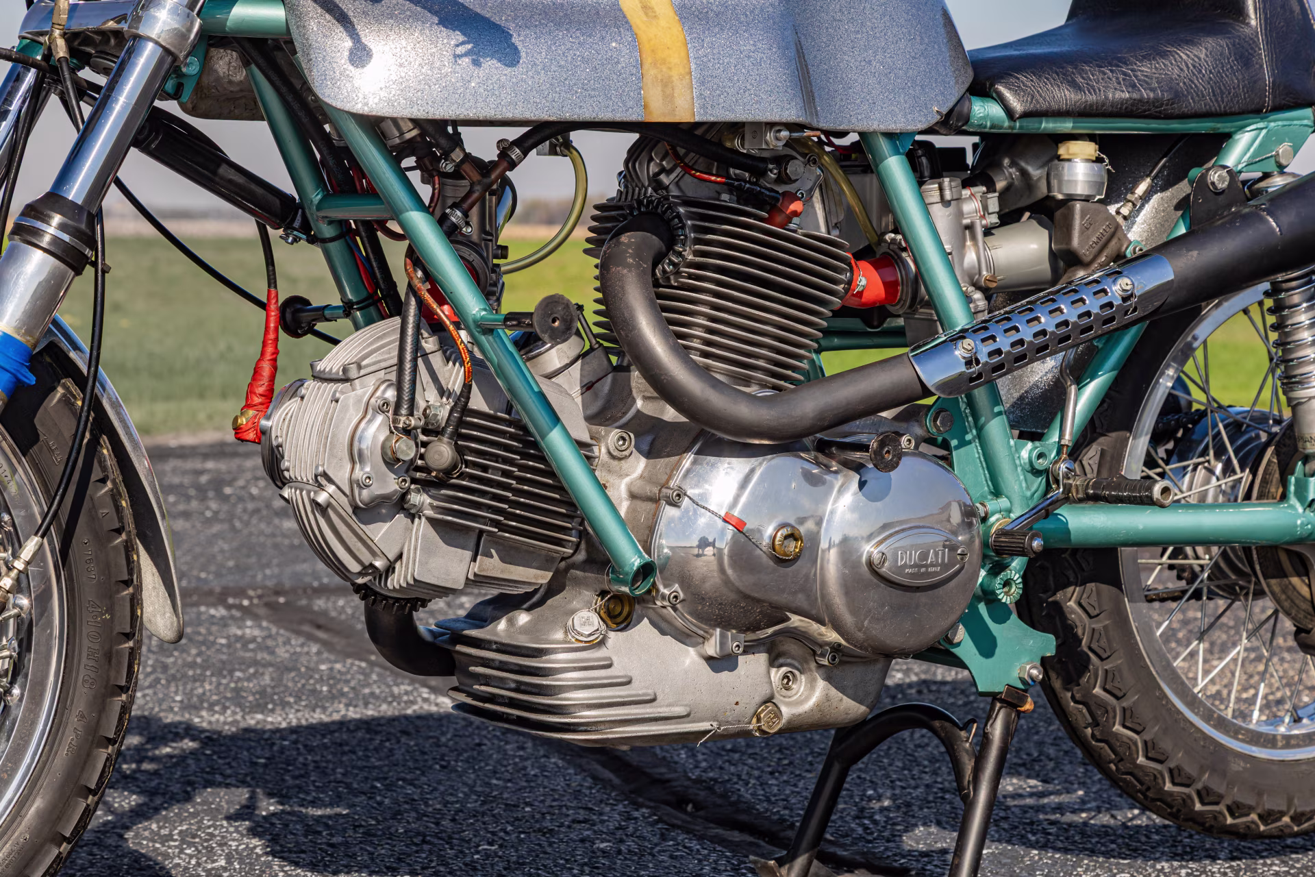 Ducati 4 441398