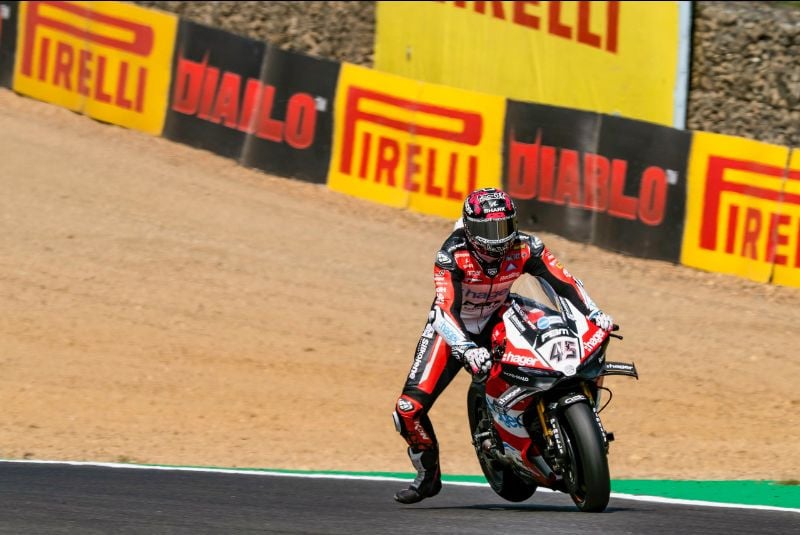 BSB: Redding Leads Pre-Qualifying at Brands Hatch image