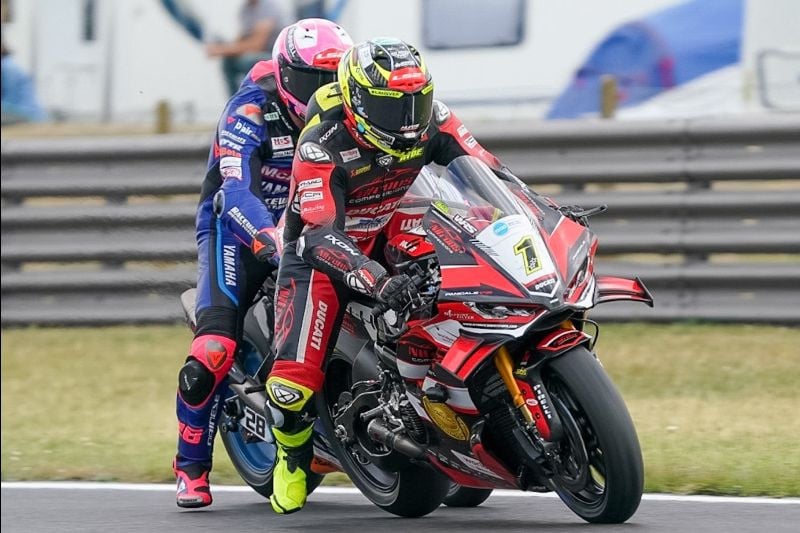 BSB: Results From Races 2 & 3 at Snetterton image