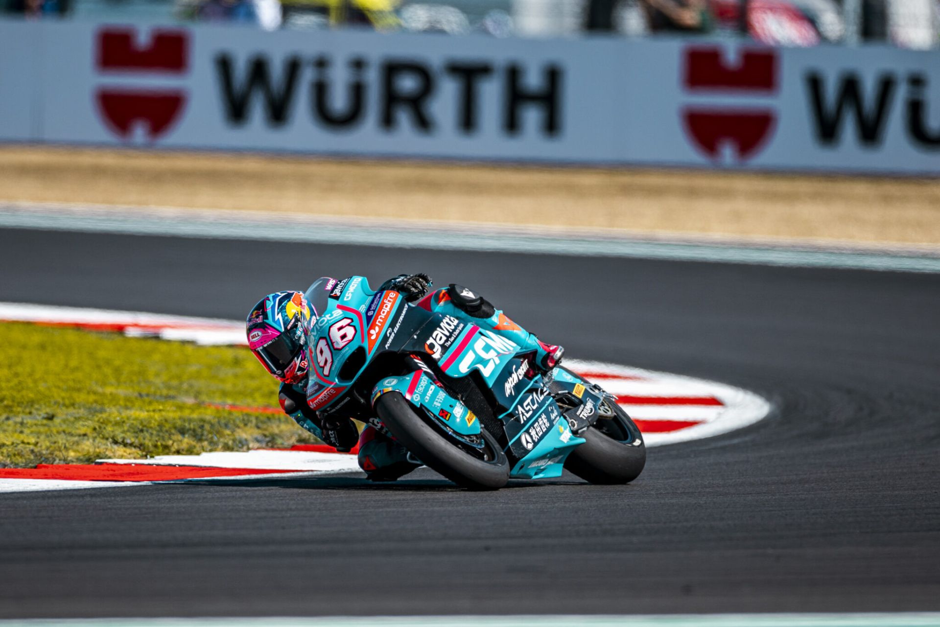 Moto2: Holgado Breaks Record At Silverstone image
