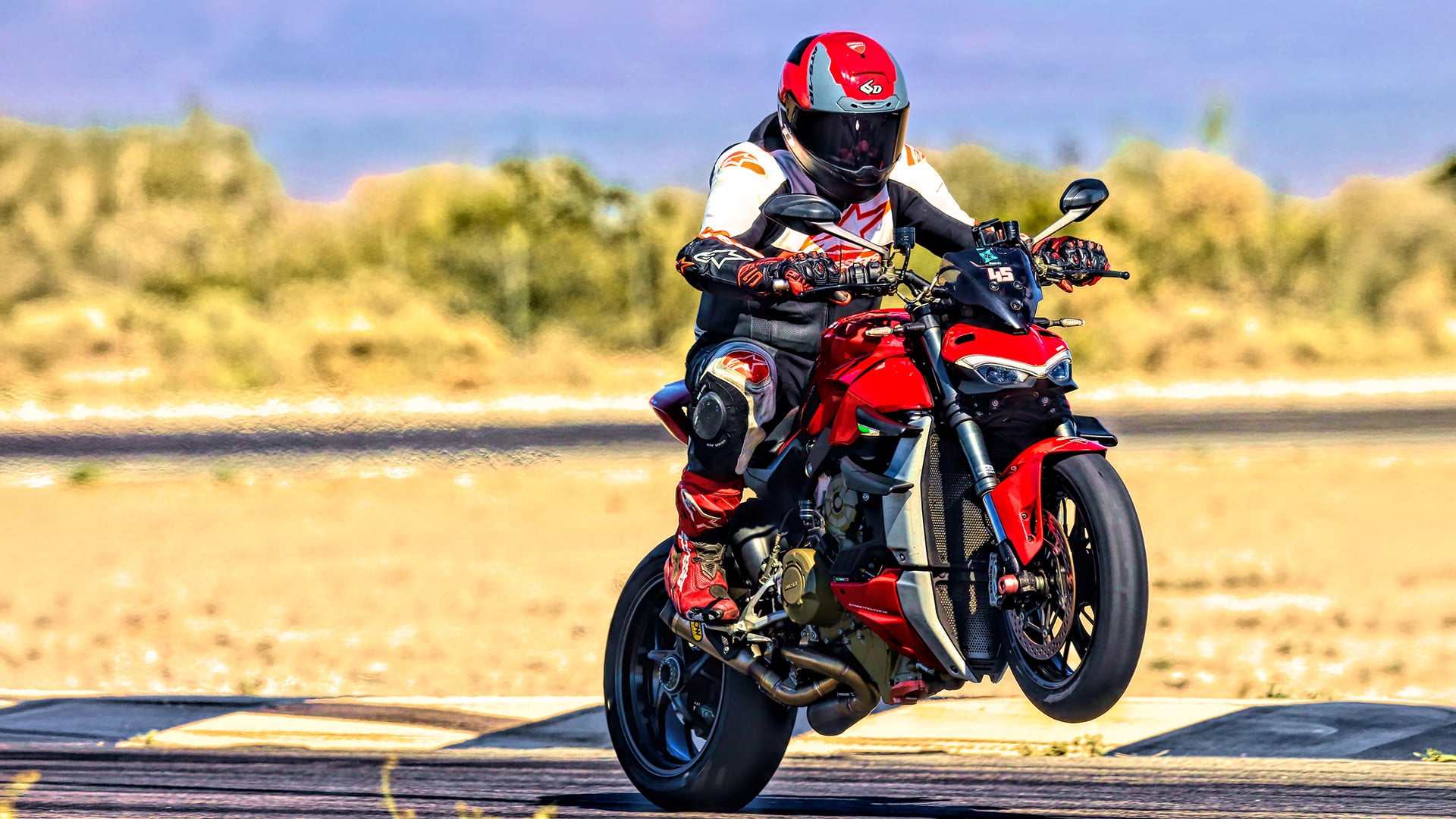 Stuman Rides Video: Ducati Streetfighter V4 CoverPhotoNoText