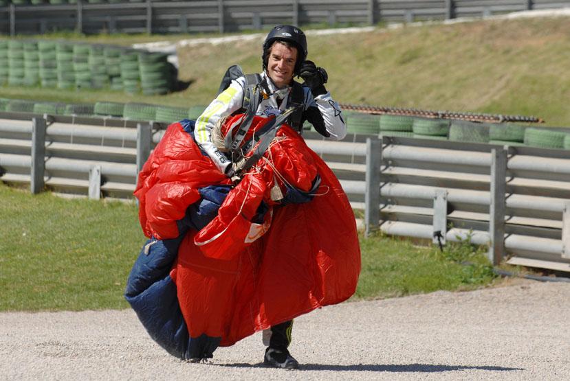 Checa Makes Grand Entrance At Valencia