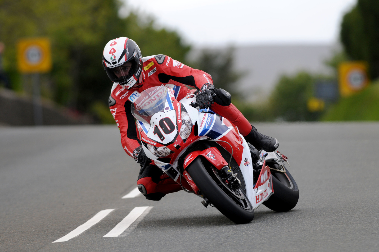 Isle Of Man Racer Conor Cummins To Appear At Barber Vintage Festival ...