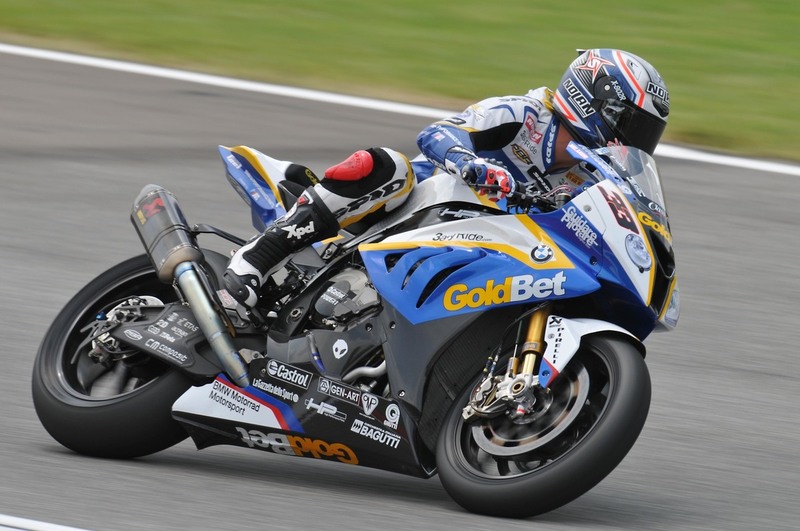 Melandri Fastest In Opening World Superbike Practice In Russia