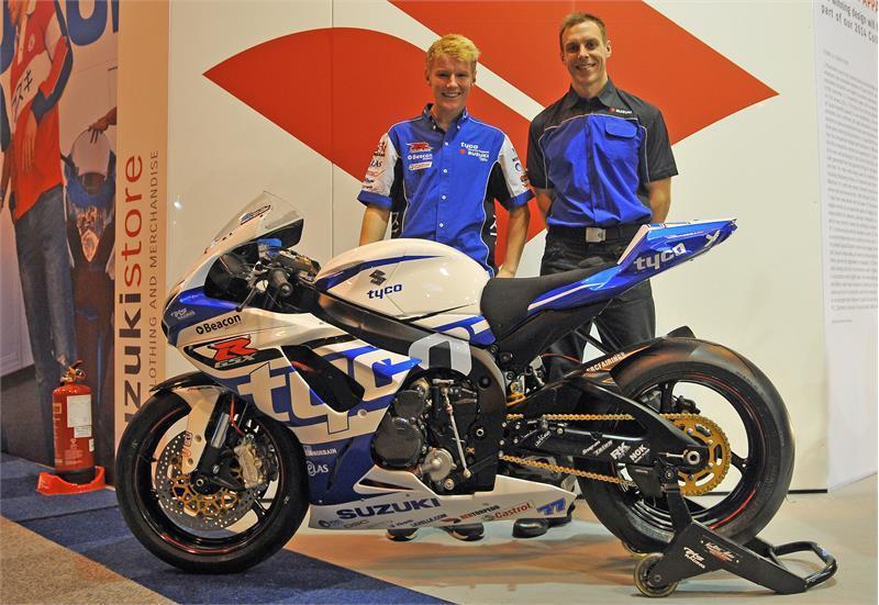 Taylor Mackenzie Will Continue With Tyco Suzuki In 2014 British Supersport Championship