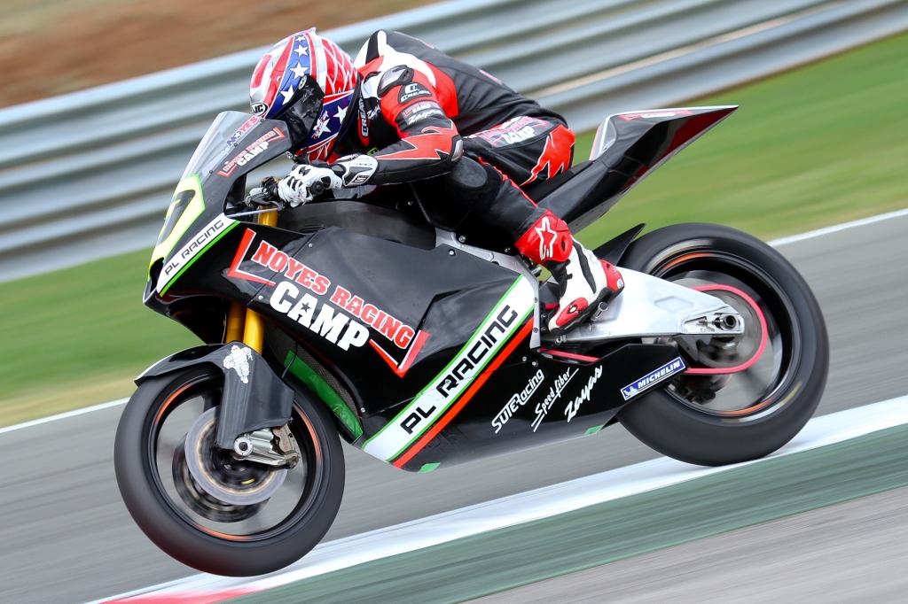 American Kenny Noyes Third In CEV/Spanish National Moto2 Race At Navarra