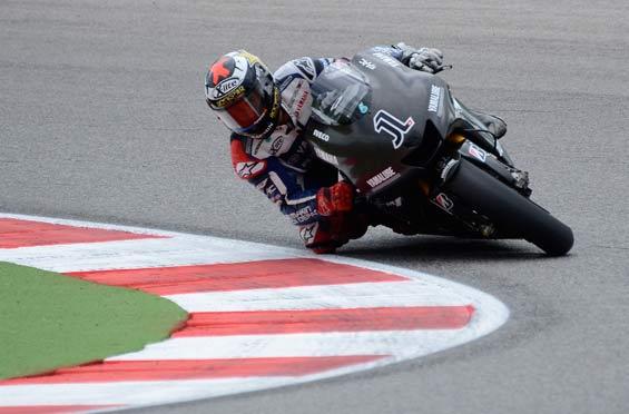 Lorenzo, Spies Test 1000cc Yamaha YZR-M1 At Misano