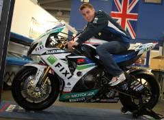 Cluzel Meets His New FIXI Crescent Suzuki Team