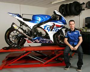 British Supersport Champion Seeley Earns His Way Back Into British Superbike Championship