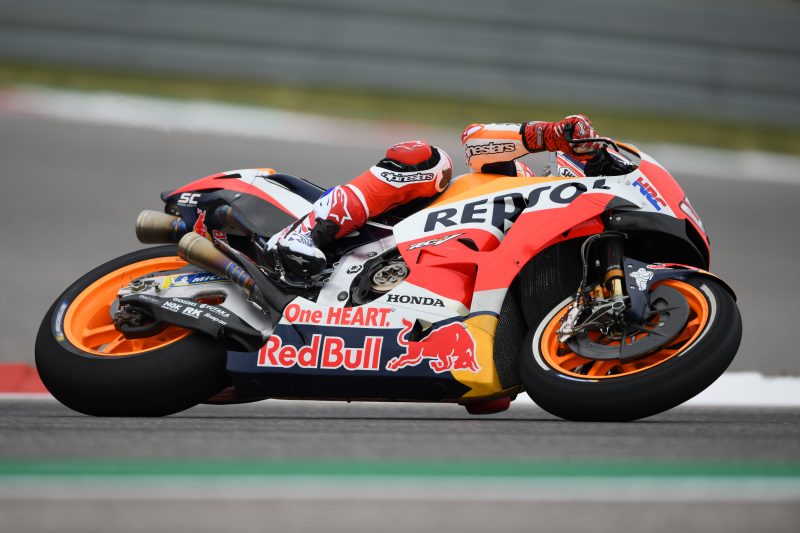 MotoGp, Marc Marquez falls immediately. Miller ahead of everyone