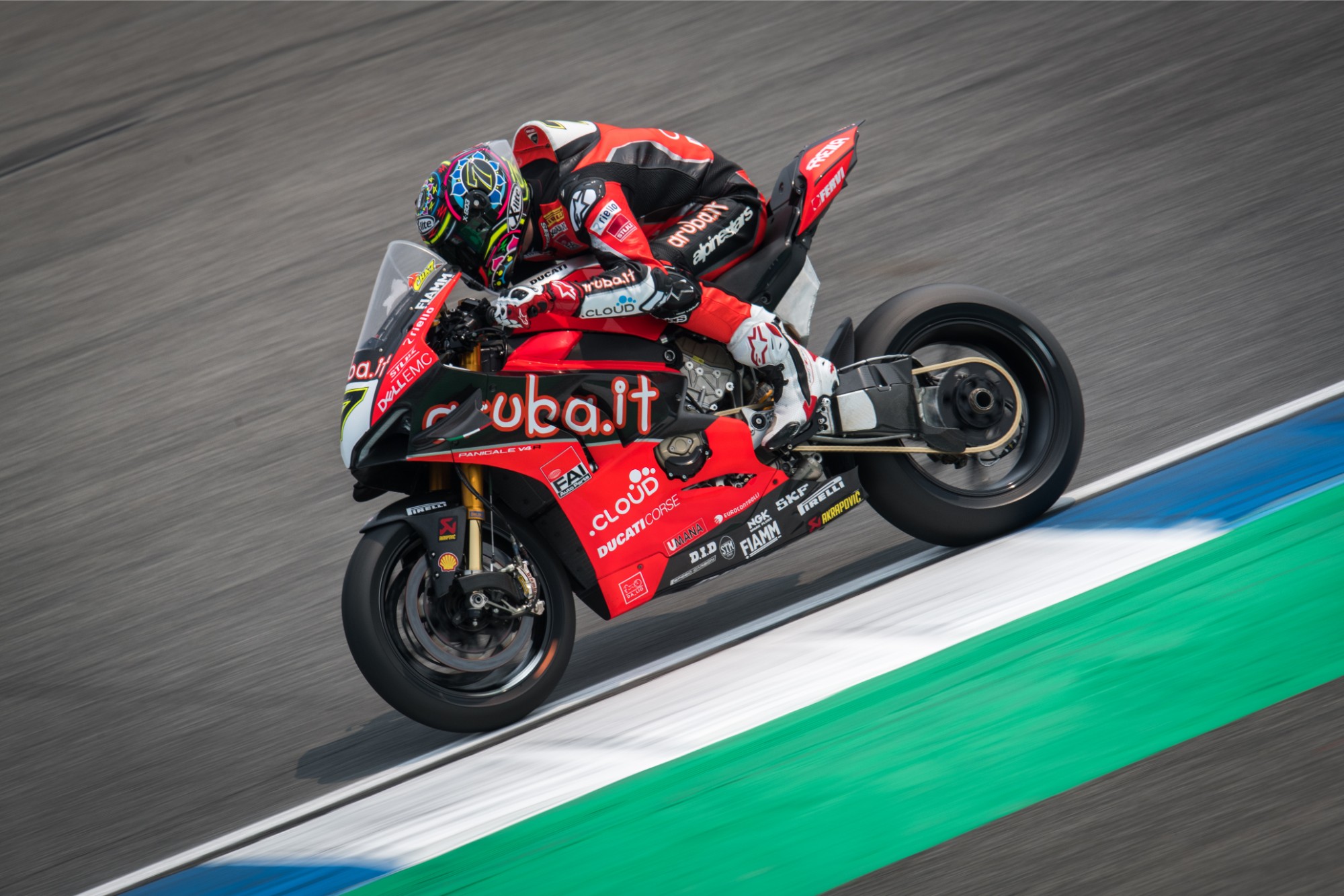 World Superbike Fim Lowers Maximum Rpm Limit For Ducati Panigale V4 R Roadracing World Magazine Motorcycle Riding Racing Tech News