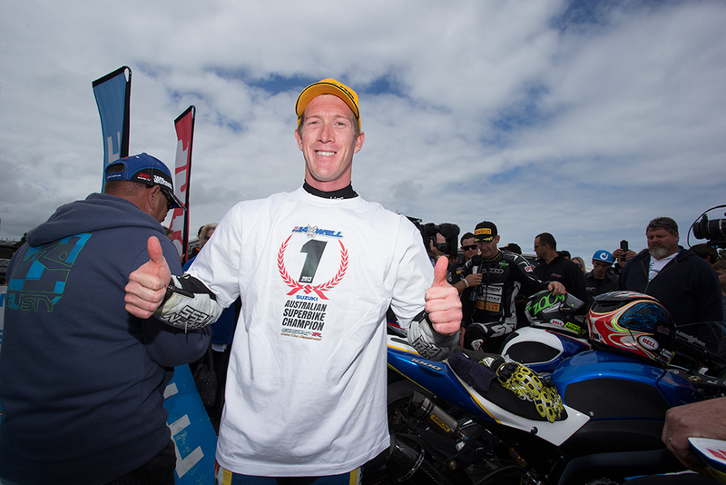 Maxwell Wraps Up 2013 QBE Australian Superbike Championship At Phillip Island