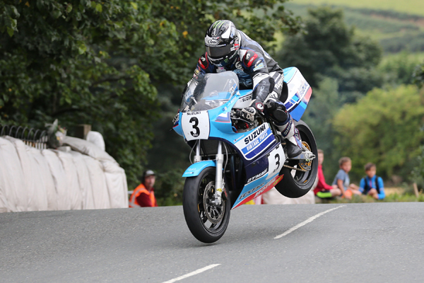 Michael Dunlop Sets The Pace Again During Tuesday's Qualifying Sessions ...